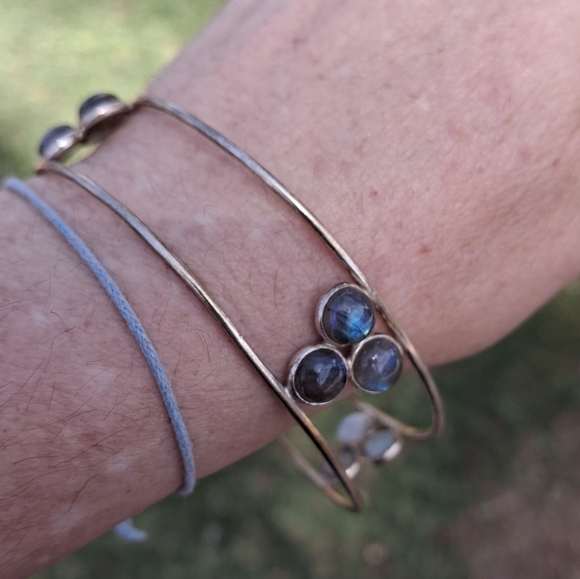 New Labradorite and Larimar Silver Cuff Bracelet. - Picture 5 of 13